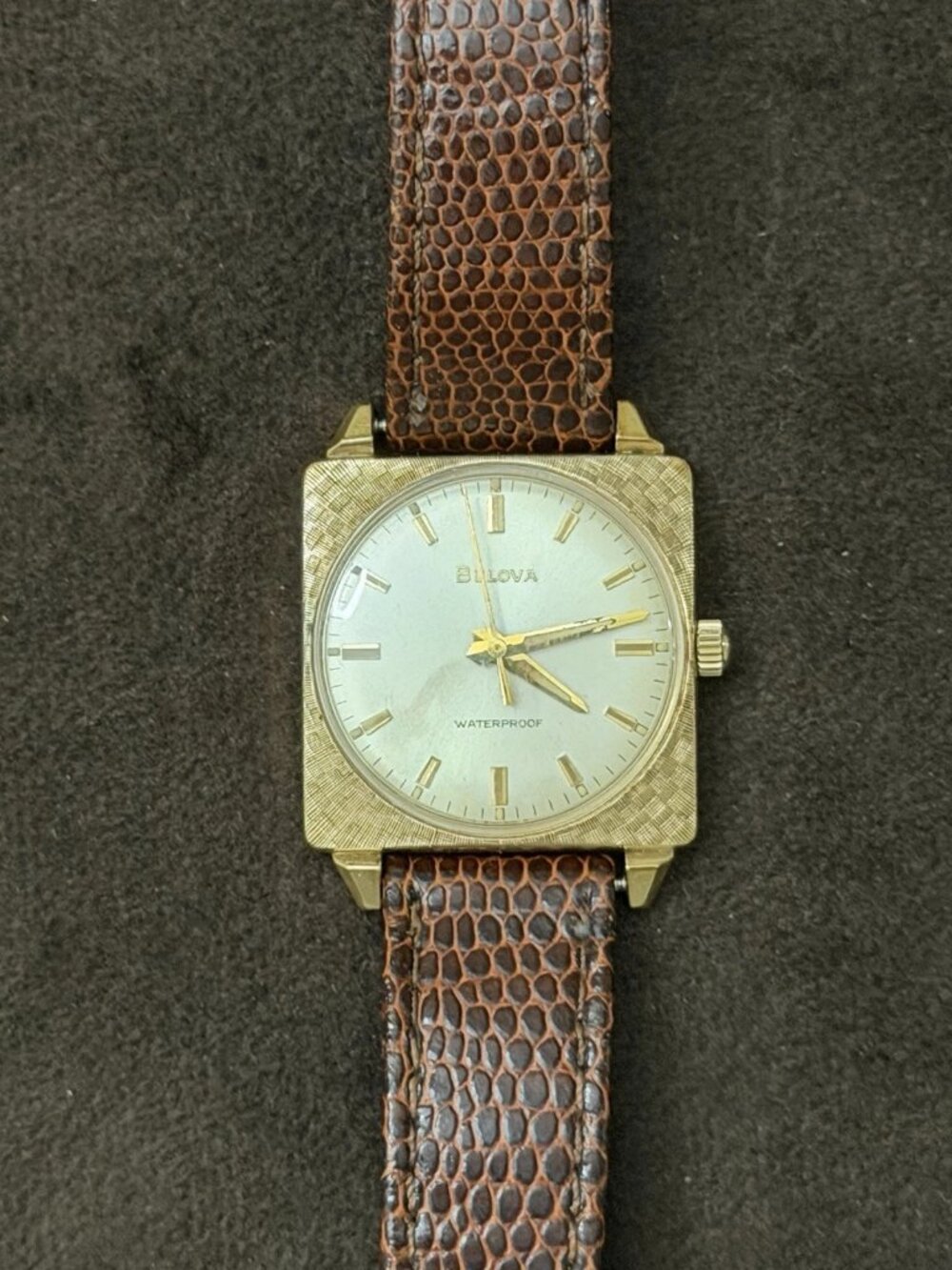 Bulova M6 Vintage Manual Mechanical Square Watch Gold Plated Silver Dial 17J